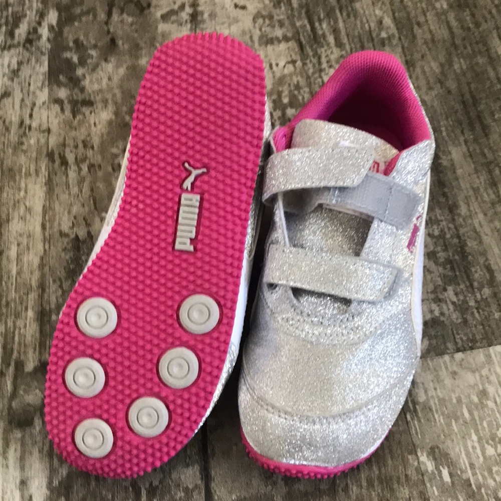 Kids puma shoes NEW